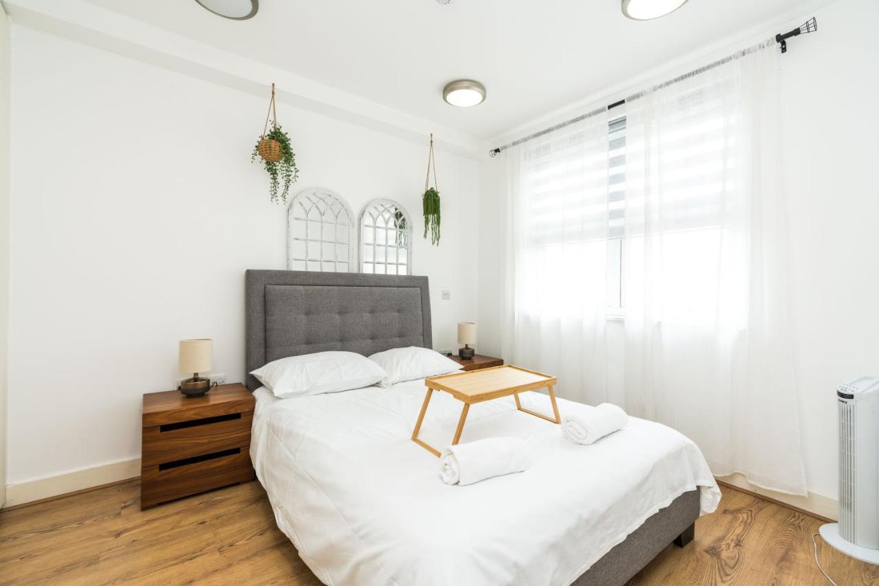 Amazing 2 Bedroom / Earls Court / Kensington Londra Exterior foto